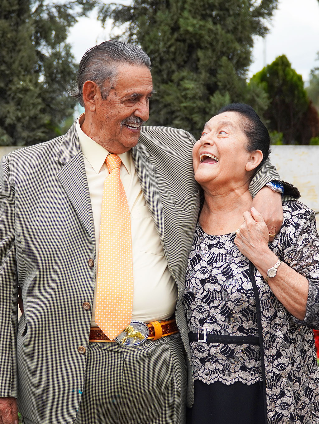 Pastores principales de CMB Colombia Jorge Enrique y Mélida de Gómez